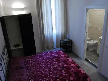 Guest House Zefiro Florence Exterior photo